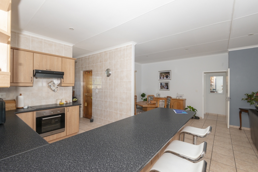 3 Bedroom Property for Sale in Country Club Western Cape